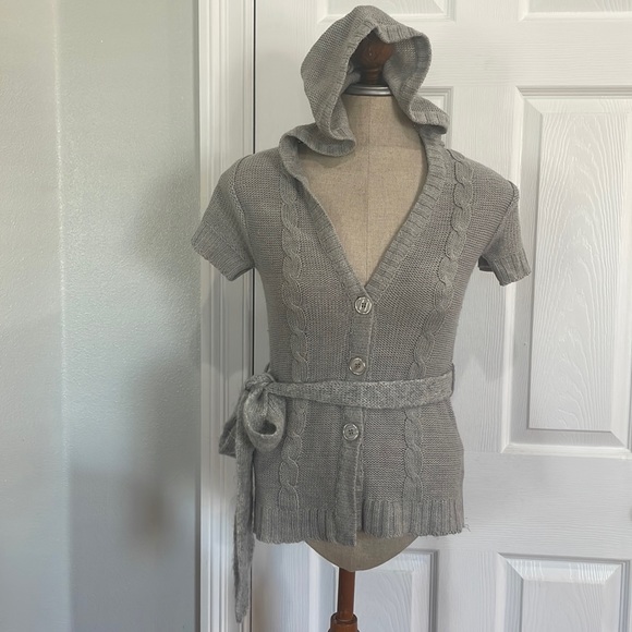 Blue heart sweater button down short sleeve cable knit belted gray girls size 16 - Picture 1 of 13